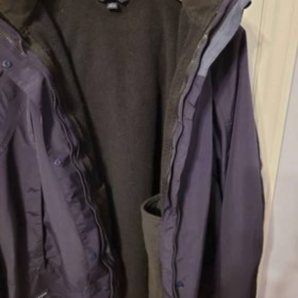 Lands End Navy Winter Coat - Picture 4 of 4